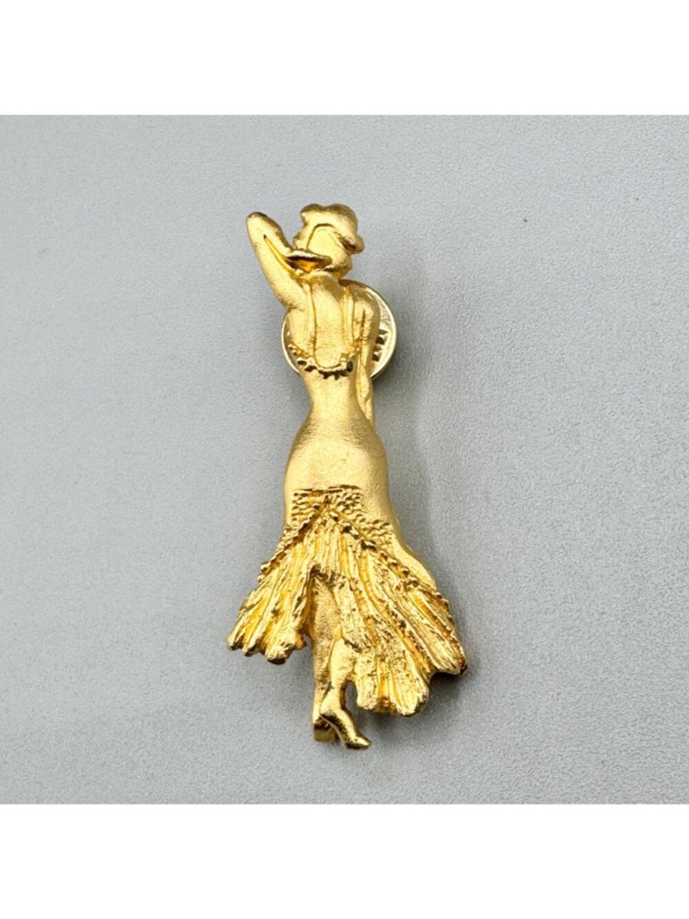 Vintage Saloon Dancer Pin Back Gold Tone Figural Gibson Girl Burlesque 2" - Picture 7 of 11